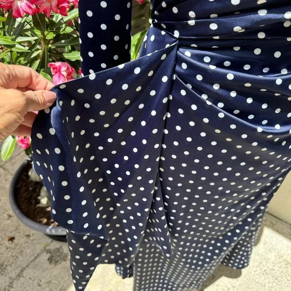 KEEPSAKE. NWOT. Foolish Long Sleeve, Midi Dress in Navy/Porcelain in Pol… - Picture 8 of 15